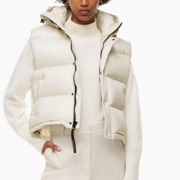 Aritzia Jackets & Coats Nwt Aritzia Color Birch The Super Puff